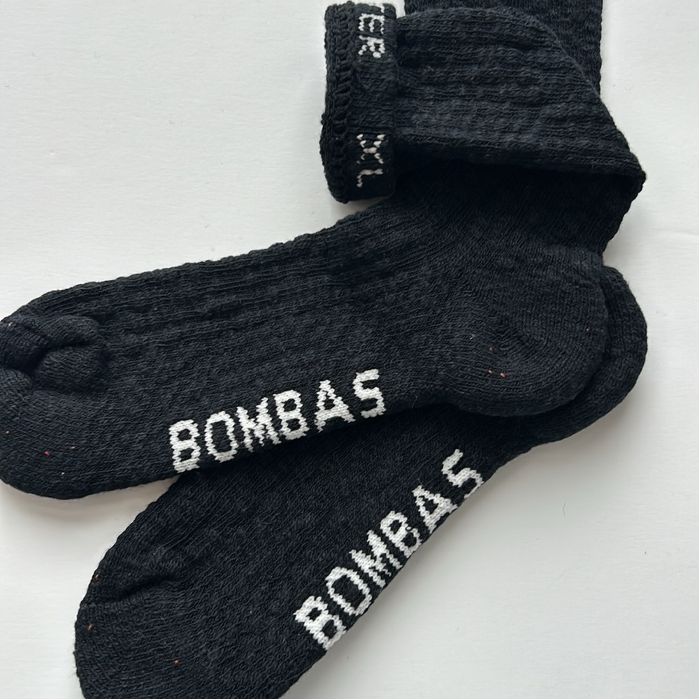 Bombas New 1 pair Chunky Ragg Half Calf Socks X Large Black w/ White print - Picture 3 of 3